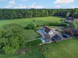 Nine Elms Cottage, The Avenue, Bucklebury, Reading RG7 6NS
