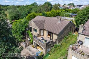 1, Winfield Drive, Salendine Nook, Huddersfield HD3 4GX