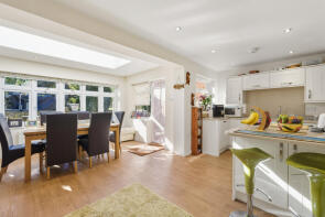 7, Rhodes Avenue, Bishop's Stortford CM23 3JN