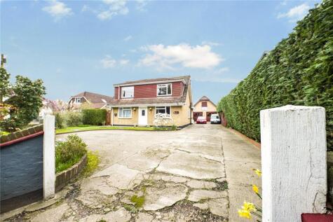 Fenns Lane, West End, Woking, Surrey, GU24