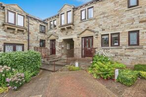12, Water Hall Court, New Mill, Holmfirth HD9 7JJ
