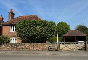 Little House, Waltham Road, White Waltham, Maidenhead SL6 3SG