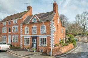 8, High Street, Feckenham B96 6HS