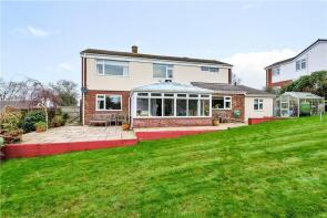 2, Doatshayne Close, Axminster EX13 8BQ