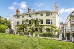 2, Glenmore Place, The Common, Southborough, Tunbridge Wells TN4 0RY