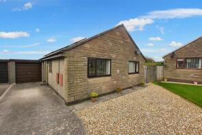 23, Penlean Close, Mount Ambrose TR15 1NU