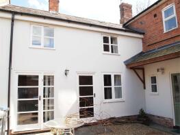 3, Langton House Cottages, Main Street, Leicester LE8 0PJ