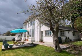 Wharf House, Turnpike, Tiverton EX16 7BN