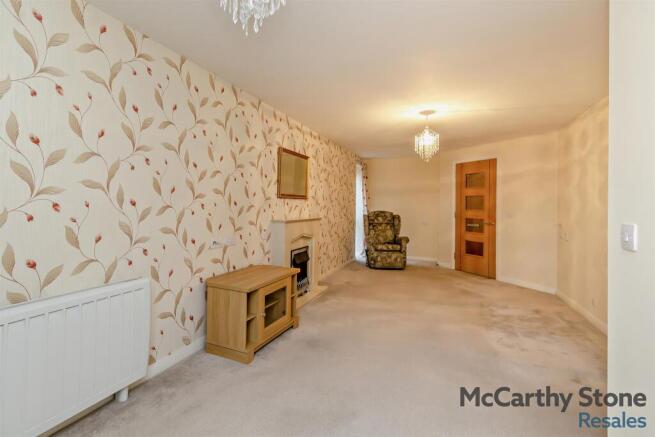 8667689-interior02-800.jpg