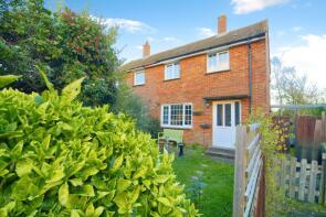 2, Milner Close, Dover CT15 4EN