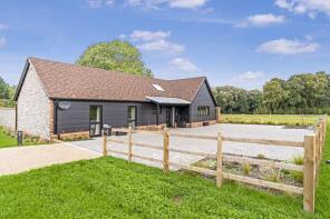 Bluebell Lodge, Brenchley Field, Harrietsham ME17 1WS