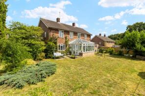5, Queens Drive, Maresfield TN22 2HX