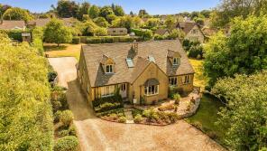 Hoarstones, Fidges Lane, Eastcombe, Stroud GL6 7DW