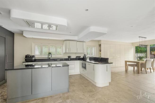 Open Plan Kitchen/Breakfast Room