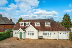21, Rosemary Lane, Rowledge, Farnham GU10 4DB
