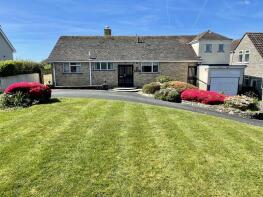 20, Sea Road, Carlyon Bay PL25 3SF