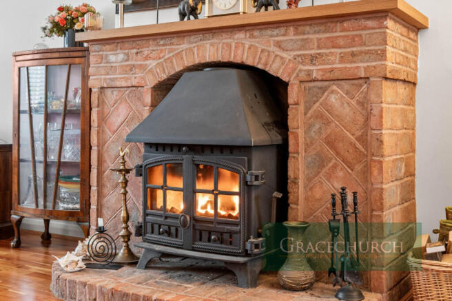 Log burner