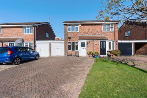 13, Madron Avenue, Macclesfield SK10 3PW