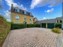 69, Northampton Road, Towcester NN12 7AH