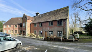 2, Waldron Court, Church Street, Longbridge Deverill BA12 7DJ