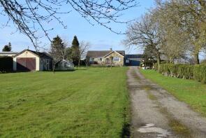 Fair View, Bramham Road, Clifford, Wetherby LS23 6JL