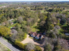 Hoo Lodge, Sutton Road, Woodbridge IP12 3DL