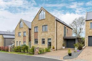 4, Coach House Drive, Hexham NE46 1EW