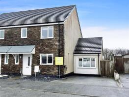 29, Carvinack Meadows, Truro TR4 9FJ