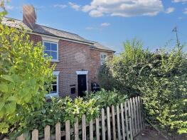 2 Sandle Lodge Cottage, Main Road, Sandleheath SP6 1PF