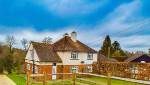 2, Crossing Farm, Eatenden Lane, Robertsbridge TN32 5LR