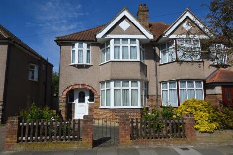 Ryecroft Avenue, Whitton