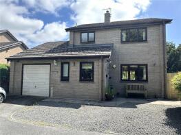 8 Cartref, Chapel Field, Llandinam SY17 5BX