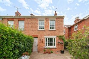 3, Station Cottages, Queens Drive, Dorchester DT2 8BB