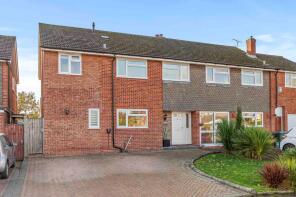 24, Dovecote, Aylesbury HP17 8BP
