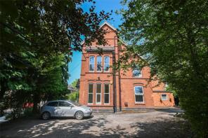 Flat 2, 116, Oakfield Road, Sparkbrook, Birmingham B12 9PN