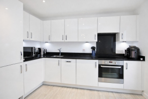 Flat 26, Darwin House, Holmesley Road, Borehamwood WD6 1AP