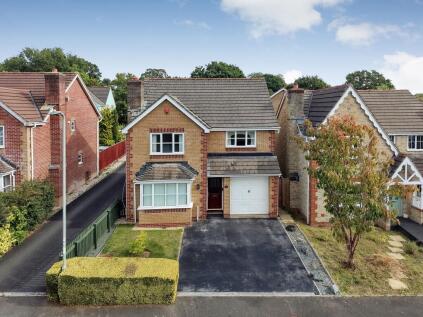 Churchfields Drive, Bovey Tracey, TQ13