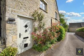 1, Springfield Cottages, 500961 To Clare Cottage Birdlip, Gloucester GL4 8JH