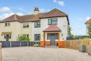 6, Coronation Close, Southend-on-sea SS3 0JG