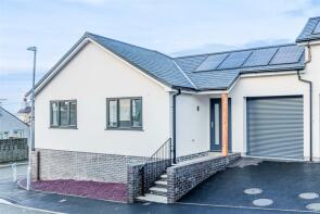 26, Frondeg, Rhostryfan LL54 7AZ