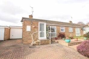 2, Buzzards Close, Little Bourton OX17 1RN