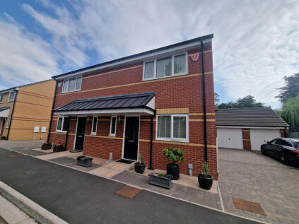 East Sidings Drive, Misterton, Crewkerne, Somerset, TA18 8FL
