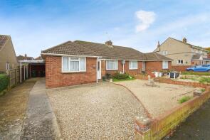 8, Damson Trees, Shrivenham, Swindon SN6 8BB
