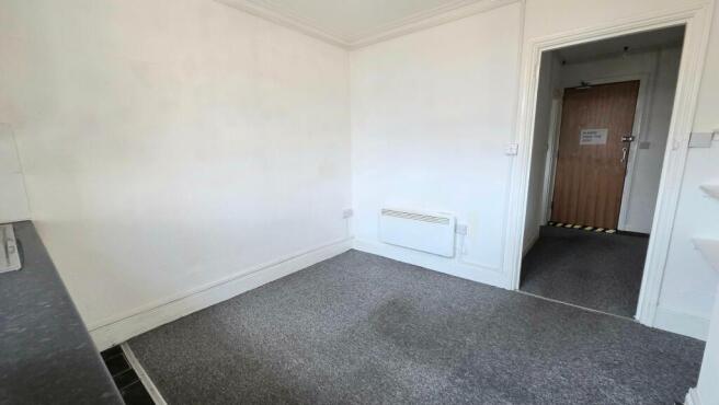 Studio Room