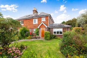 4, Northlands, Robertsbridge TN32 5UX