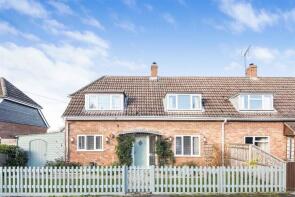 5, Casey Court, Southend, Reading RG7 6JT