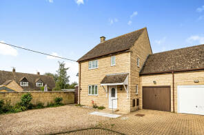 8, Floreys Close, Witney OX29 9UG