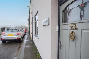 13, St Hildas Terrace, Saltburn-by-the-sea TS13 4SE