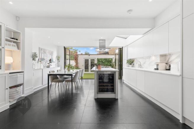 Living/dining/kitchen
