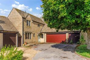 12, Condurrow Court, Cheltenham GL54 1LX
